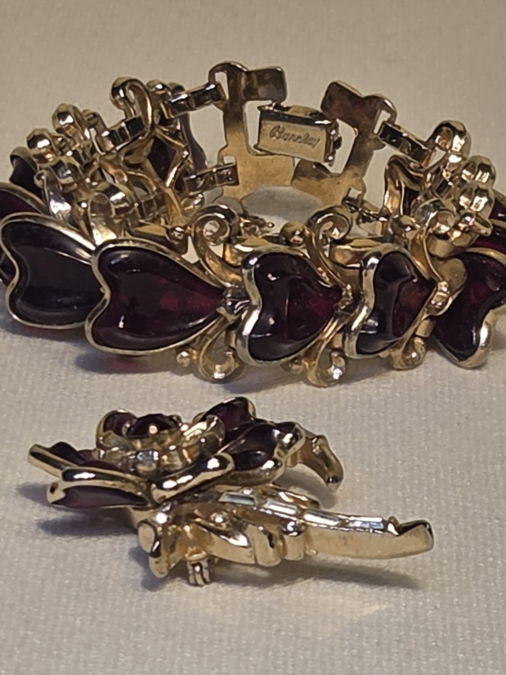 Vintage Barclay Red Glass Heart Bracelet And Brooch Demi-Parure Set 1950s